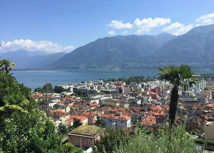 Dora Below Будинок відпочинку *