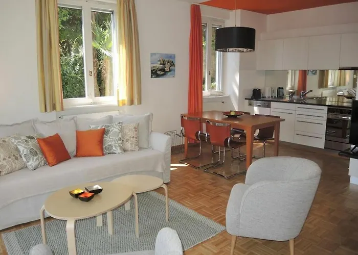 Дом отдыха Dora Below